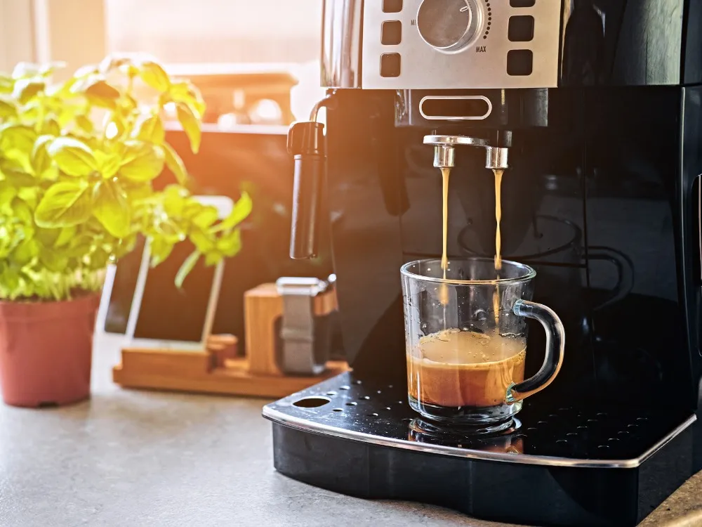 Home Brews vs Coffee Shop: Choose Your Home Coffee Machine post illustrative image